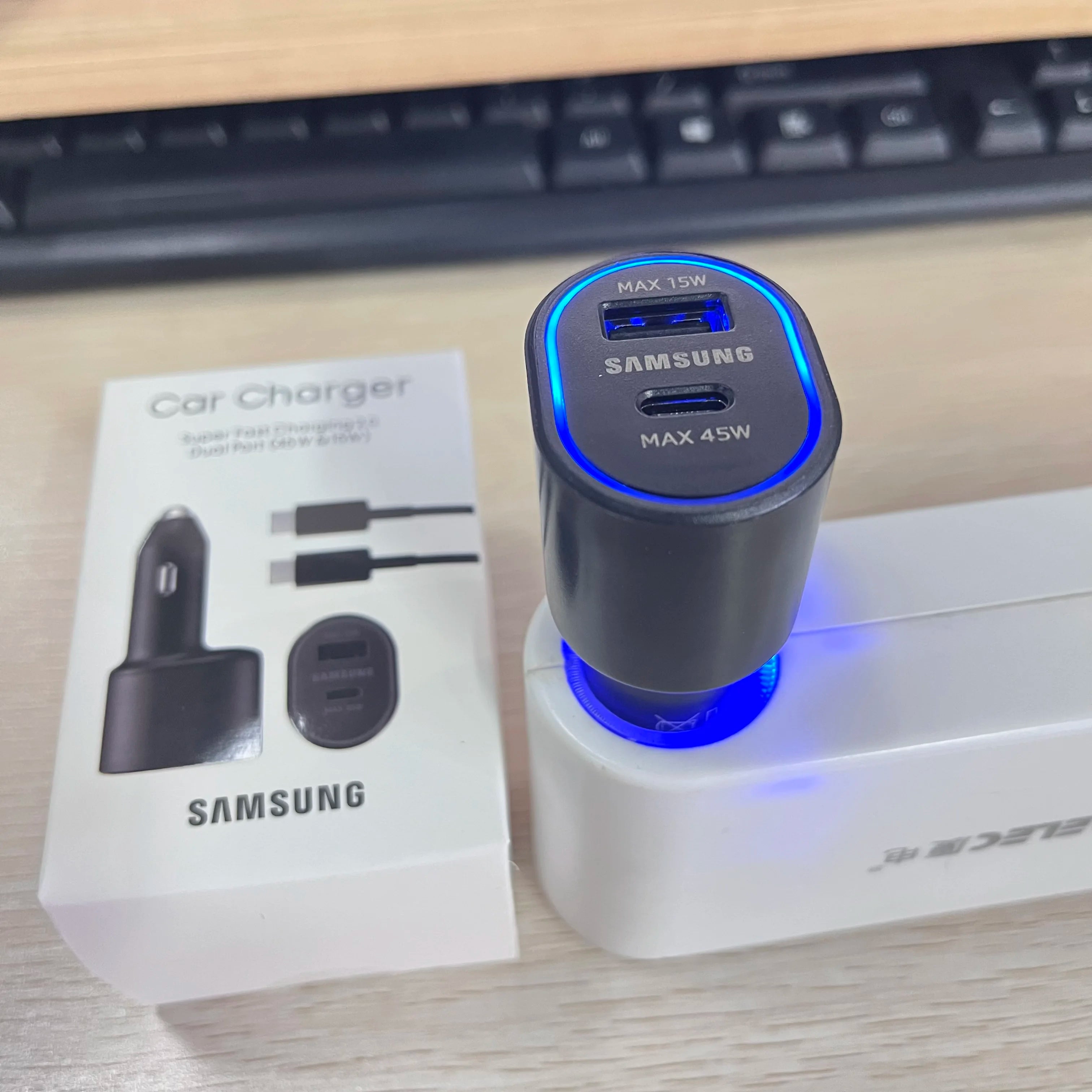 Chargeur de Voiture USB-C 45 W avec Câble